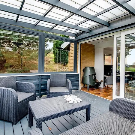 Stunning In With 2 Bedrooms * Knebel
